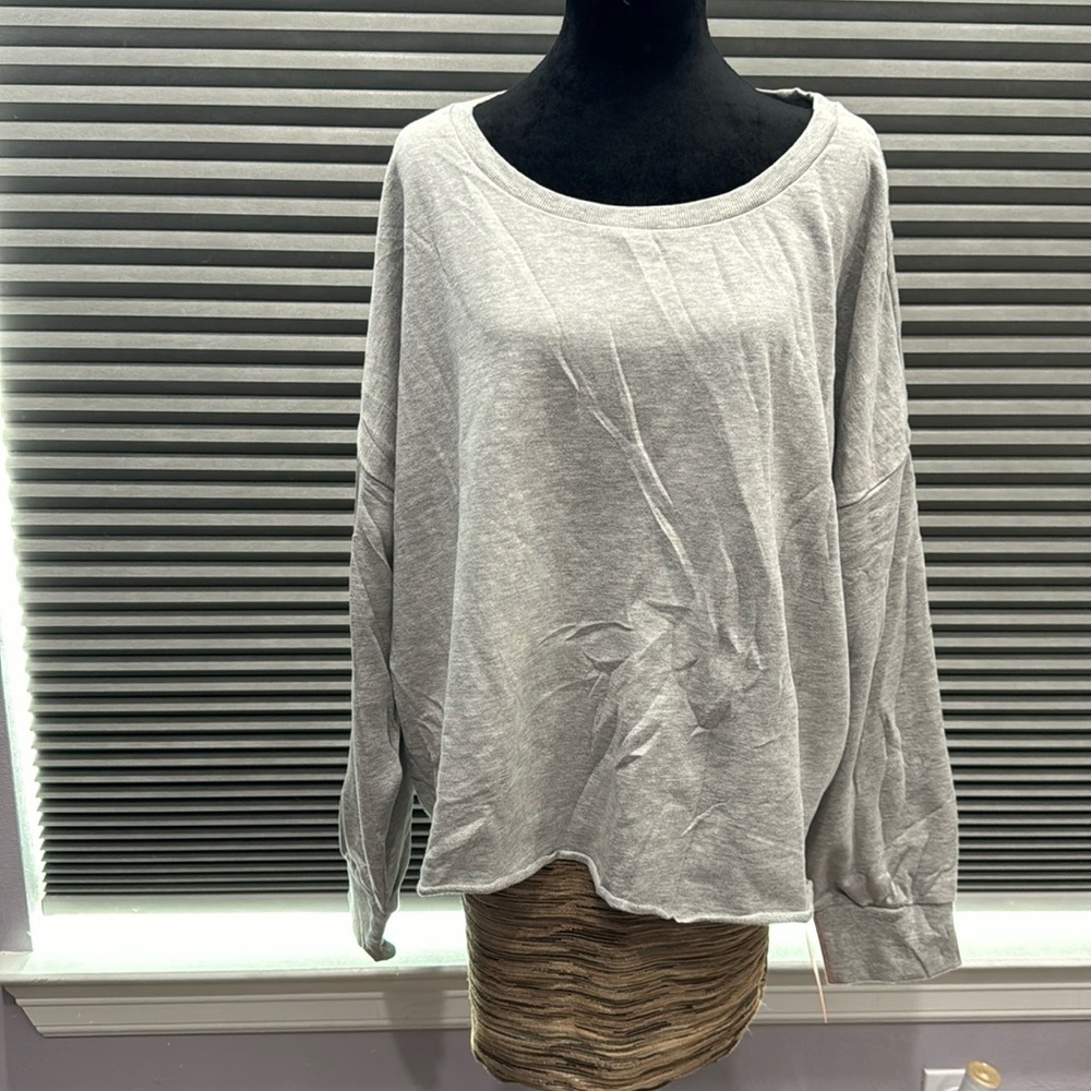 Pullover sweater